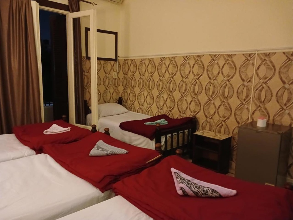 Room image 2